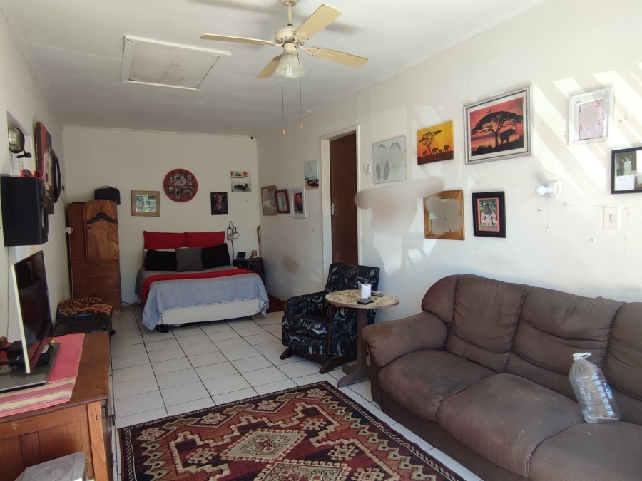 4 Bedroom Property for Sale in Pellissier Free State